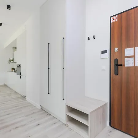 Superapart Herbu Janina 4, Wilanow, Szpital Medicover, Paley, Parking Warsaw Exterior photo