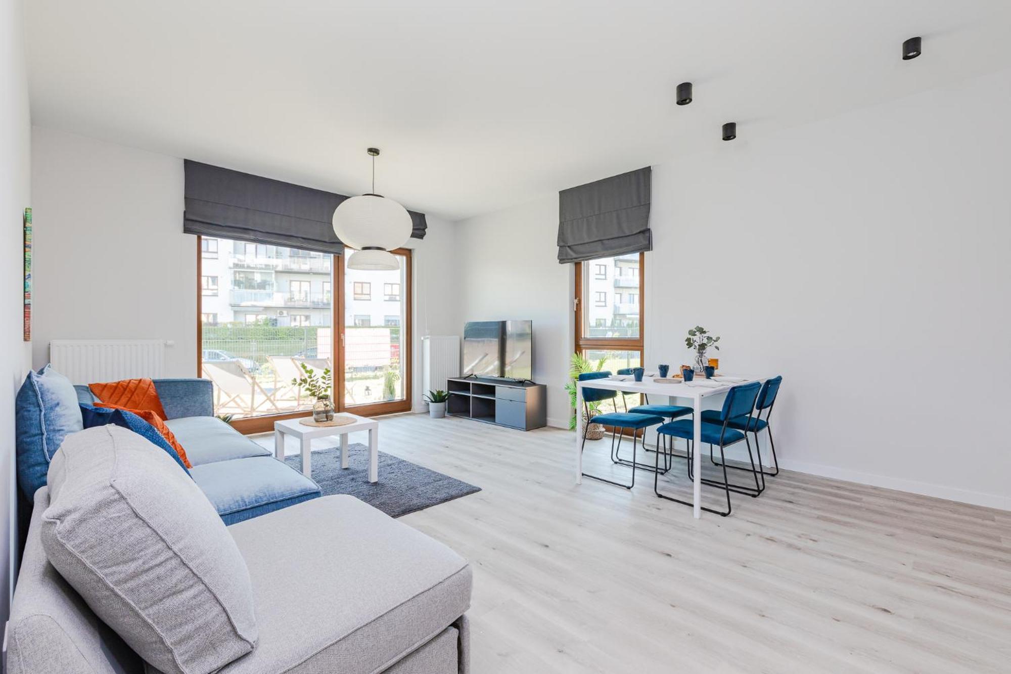 Apartment Superapart Herbu Janina 4, Wilanow, Szpital Medicover, Paley, Parking *